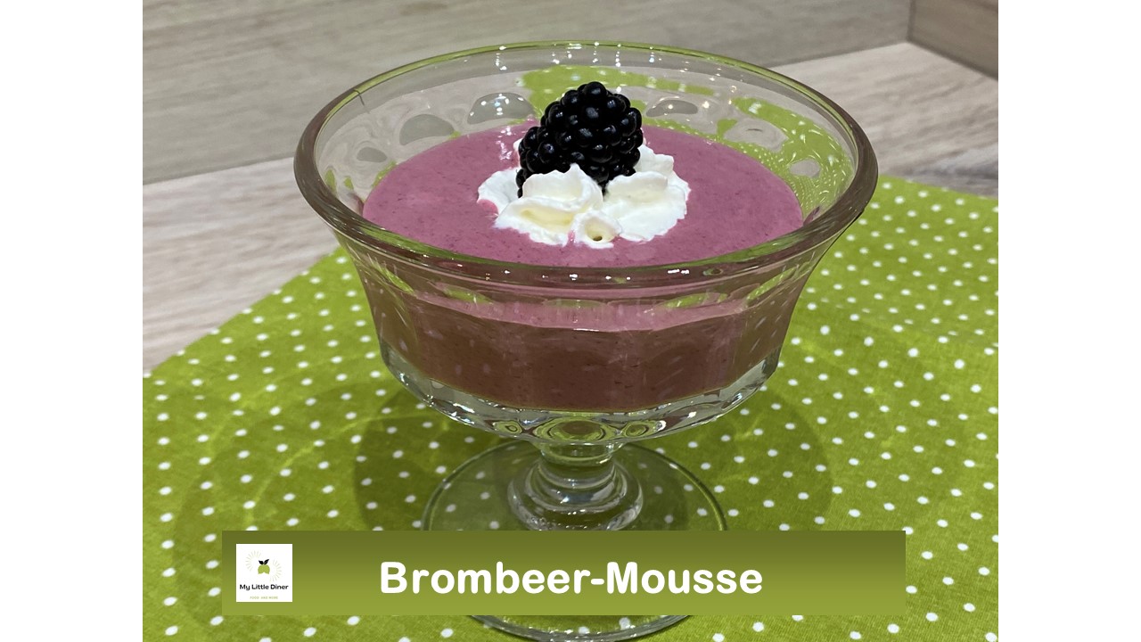 Bild zeigt Rezept Himbeer Mousse Dessert im Glas - 2.Beispiel mit Brombeeren